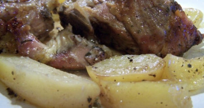 xoirino-me-patates.jpg